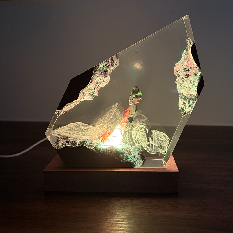 Lampada da Tavolo in Resina a  - Resin Art Lamp recensione e prezzo