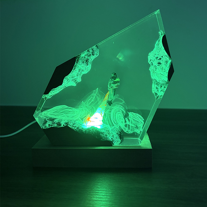 Lampada da Tavolo in Resina a  - Resin Art Lamp recensione e prezzo